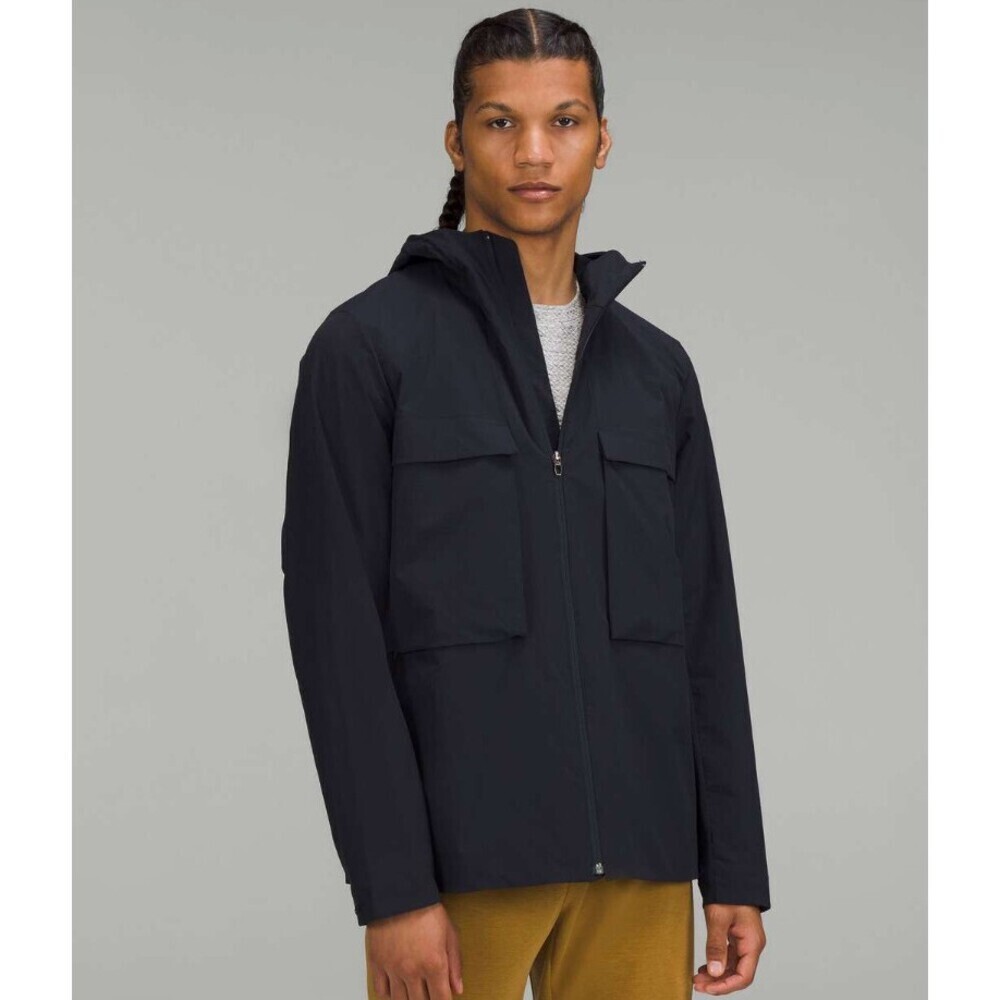 Lululemon Stretch Cargo Jacket in Black Men's Size Large Hooded